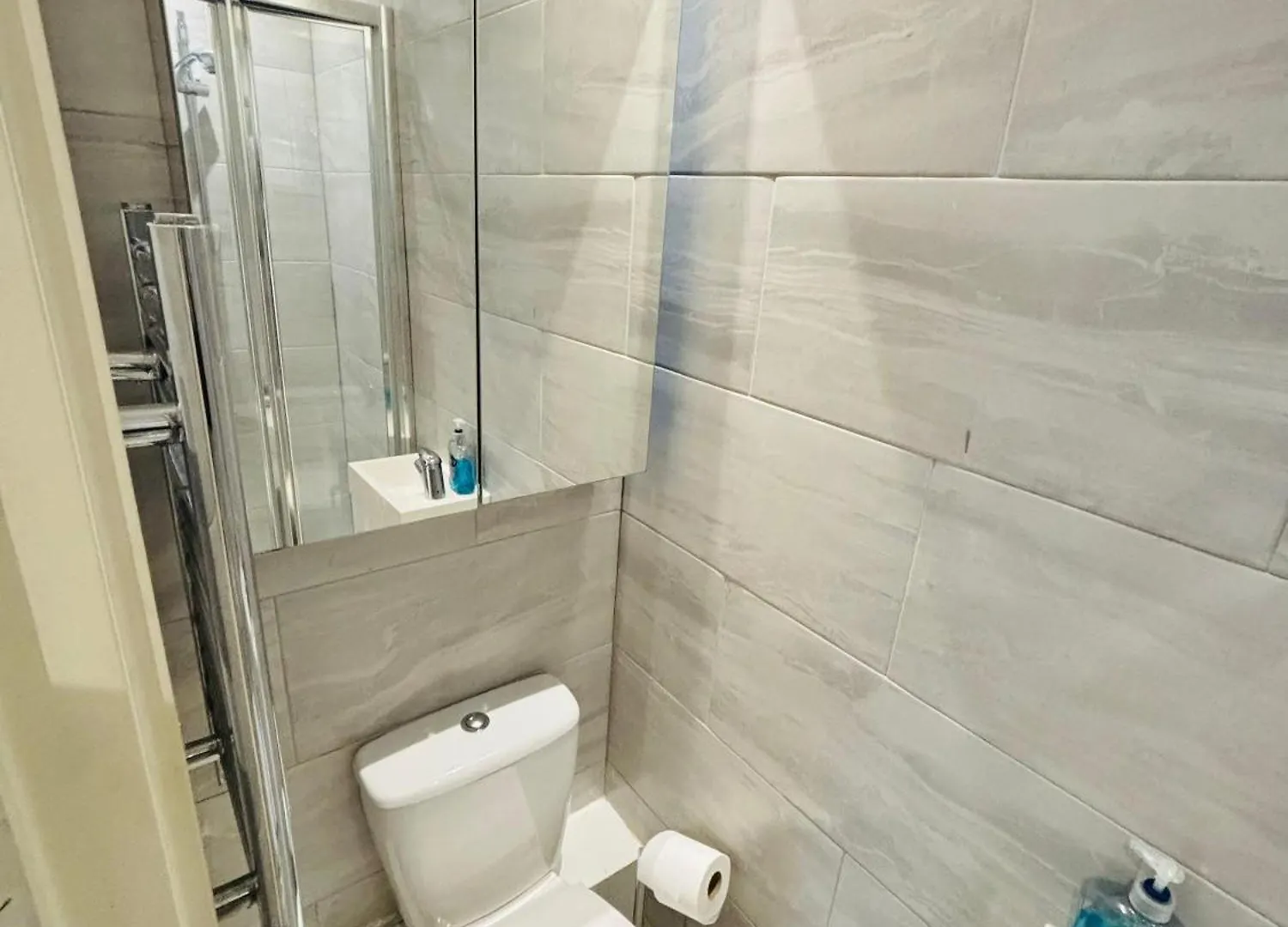 Guest house Stratford Green Nest London