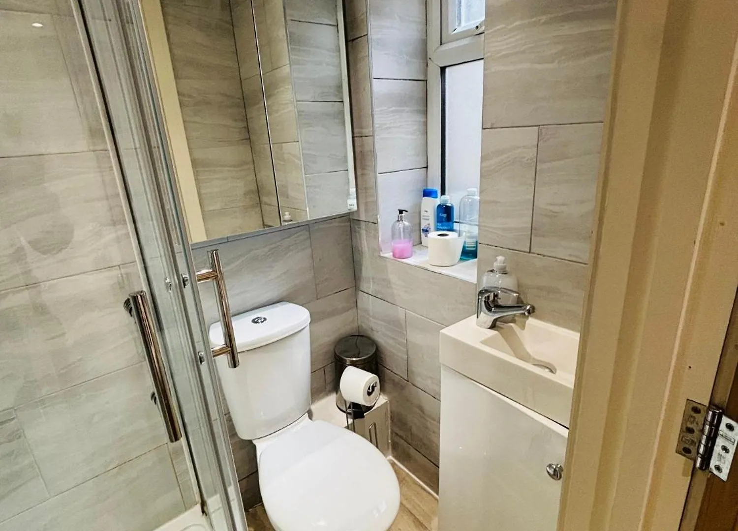 Guest house Stratford Green Nest London