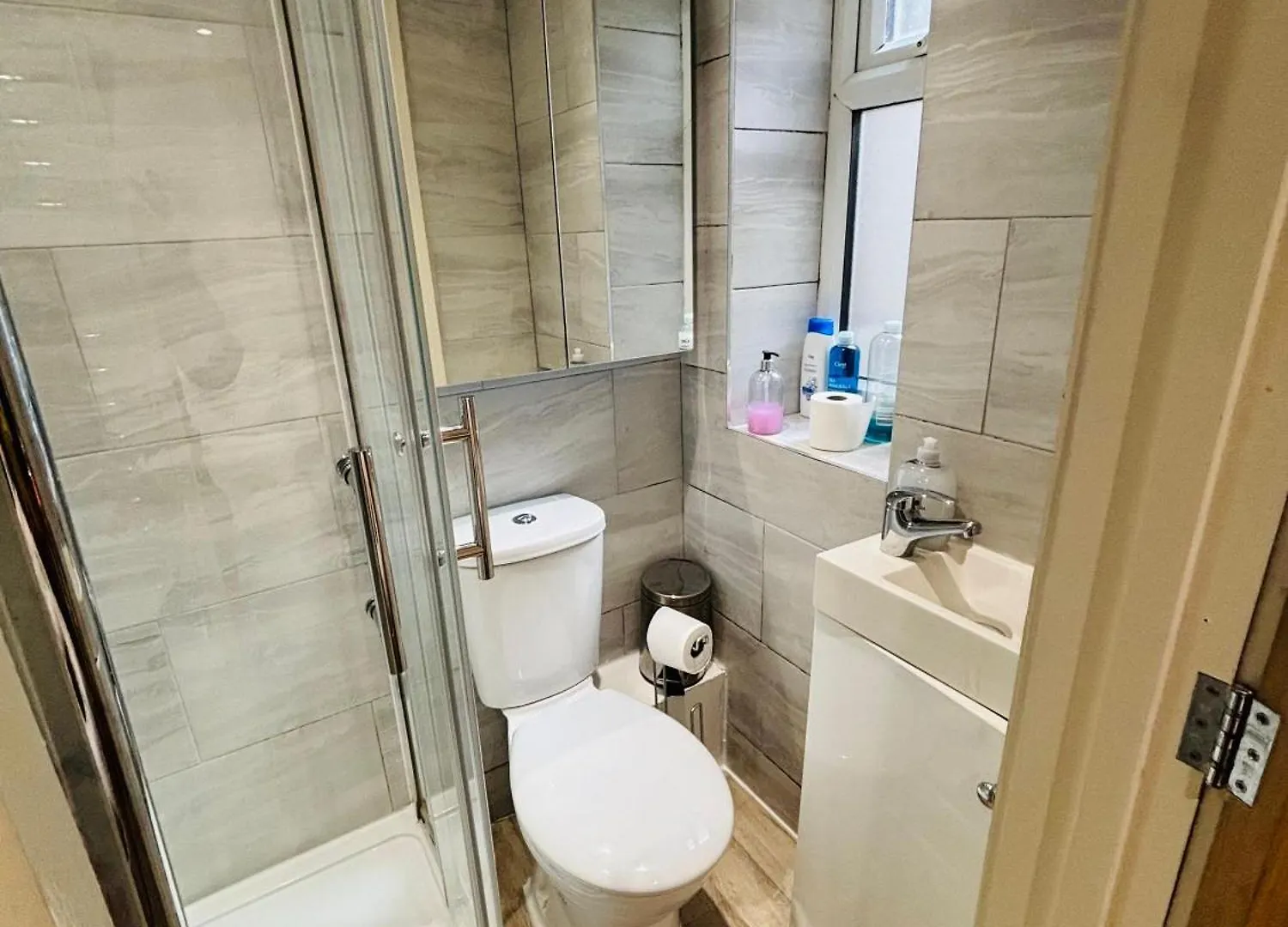 Stratford Green Nest London Guest house